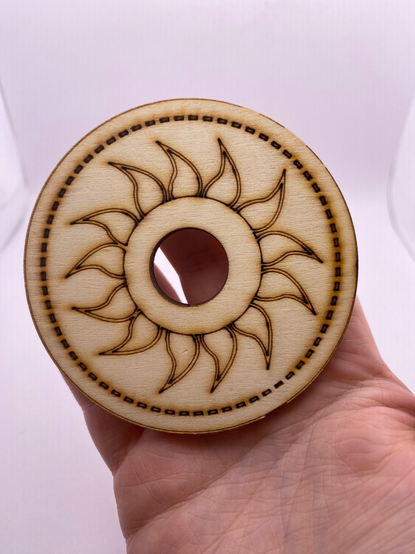 Sun wooden sphere holder