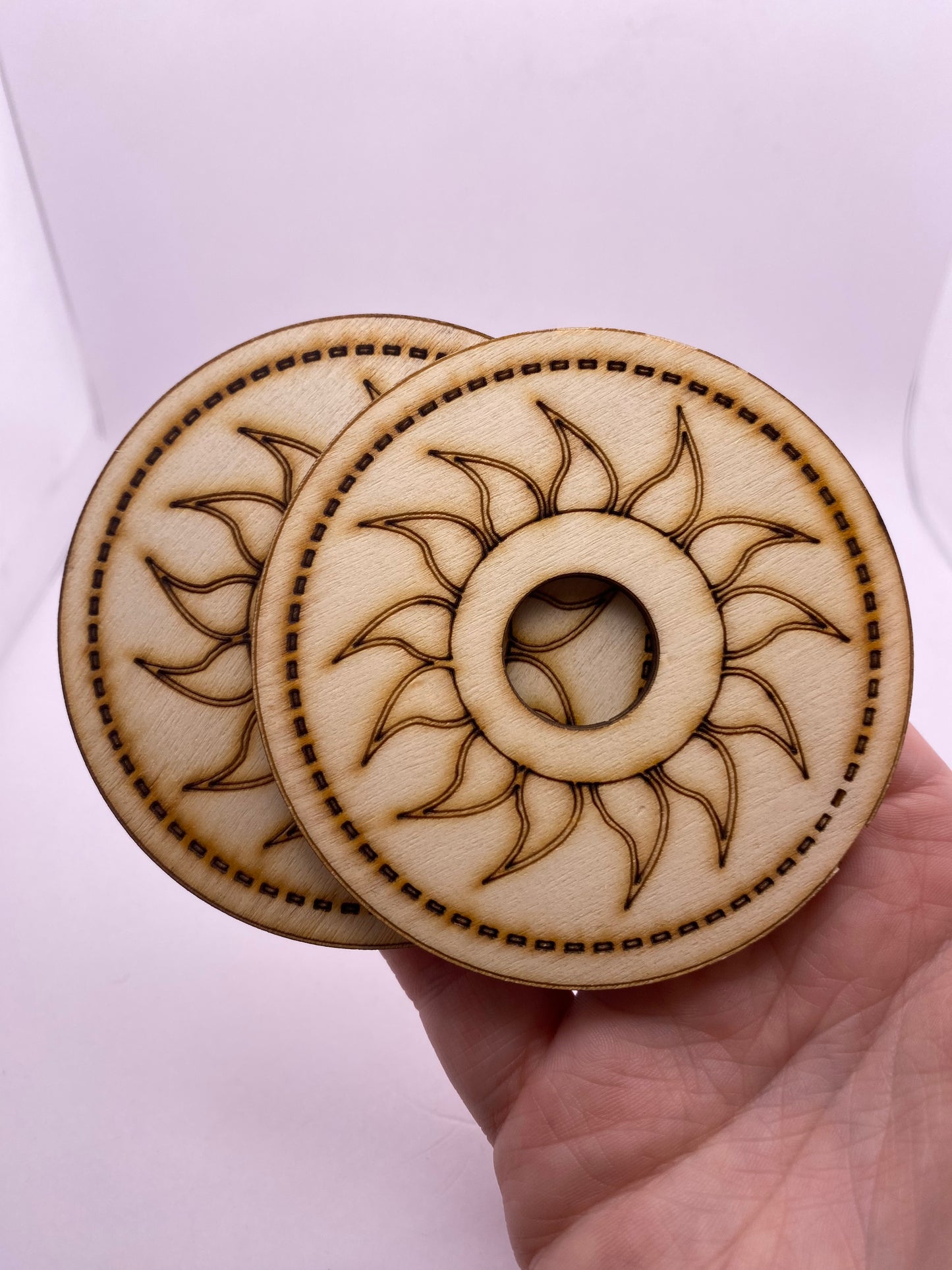 Sun wooden sphere holder