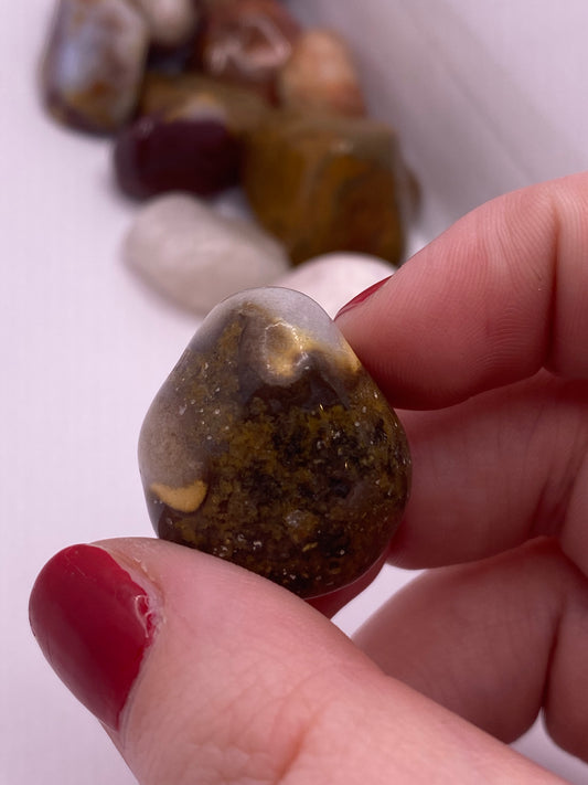 Brown moss agate tumble